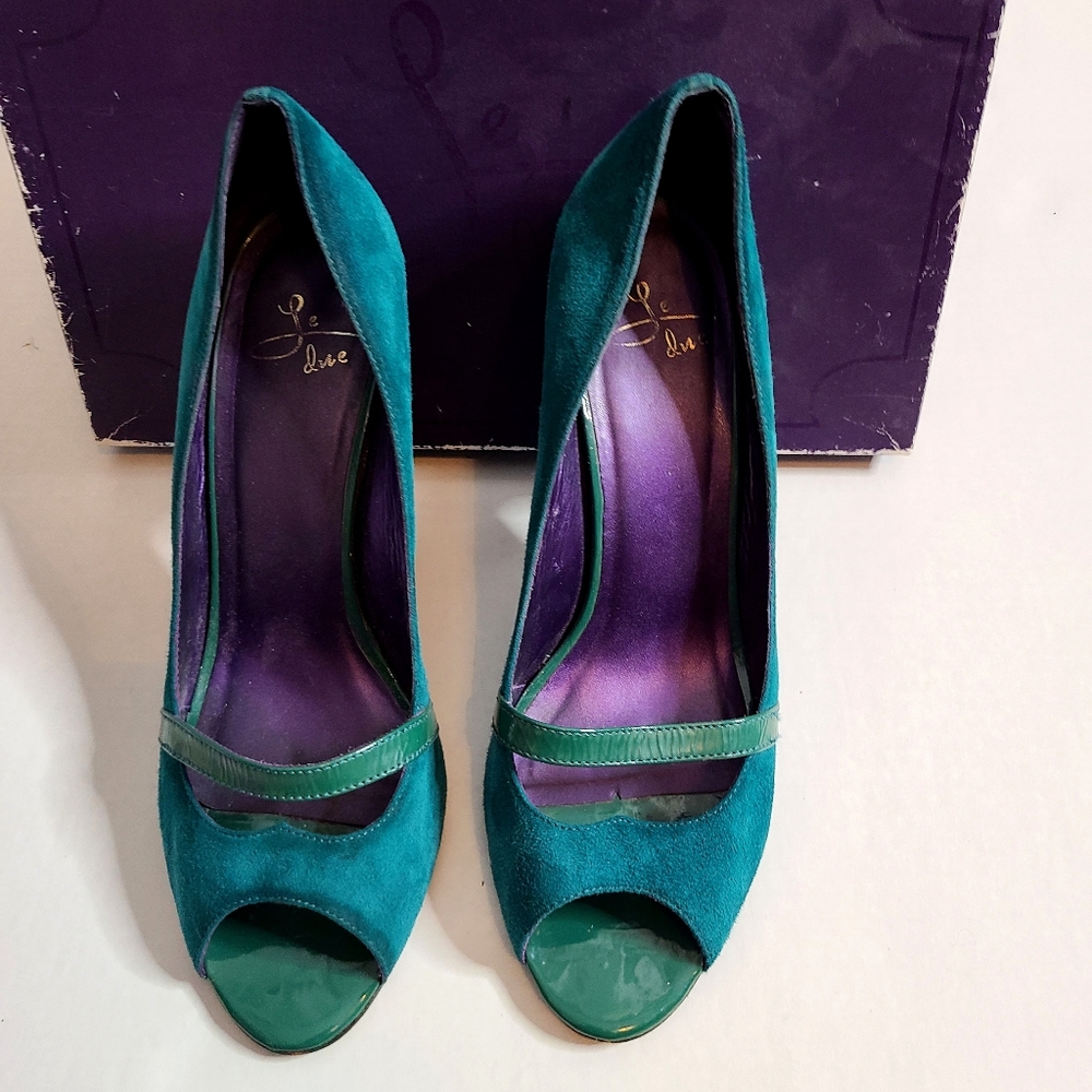 Due Farina Turquoise Suede Heel